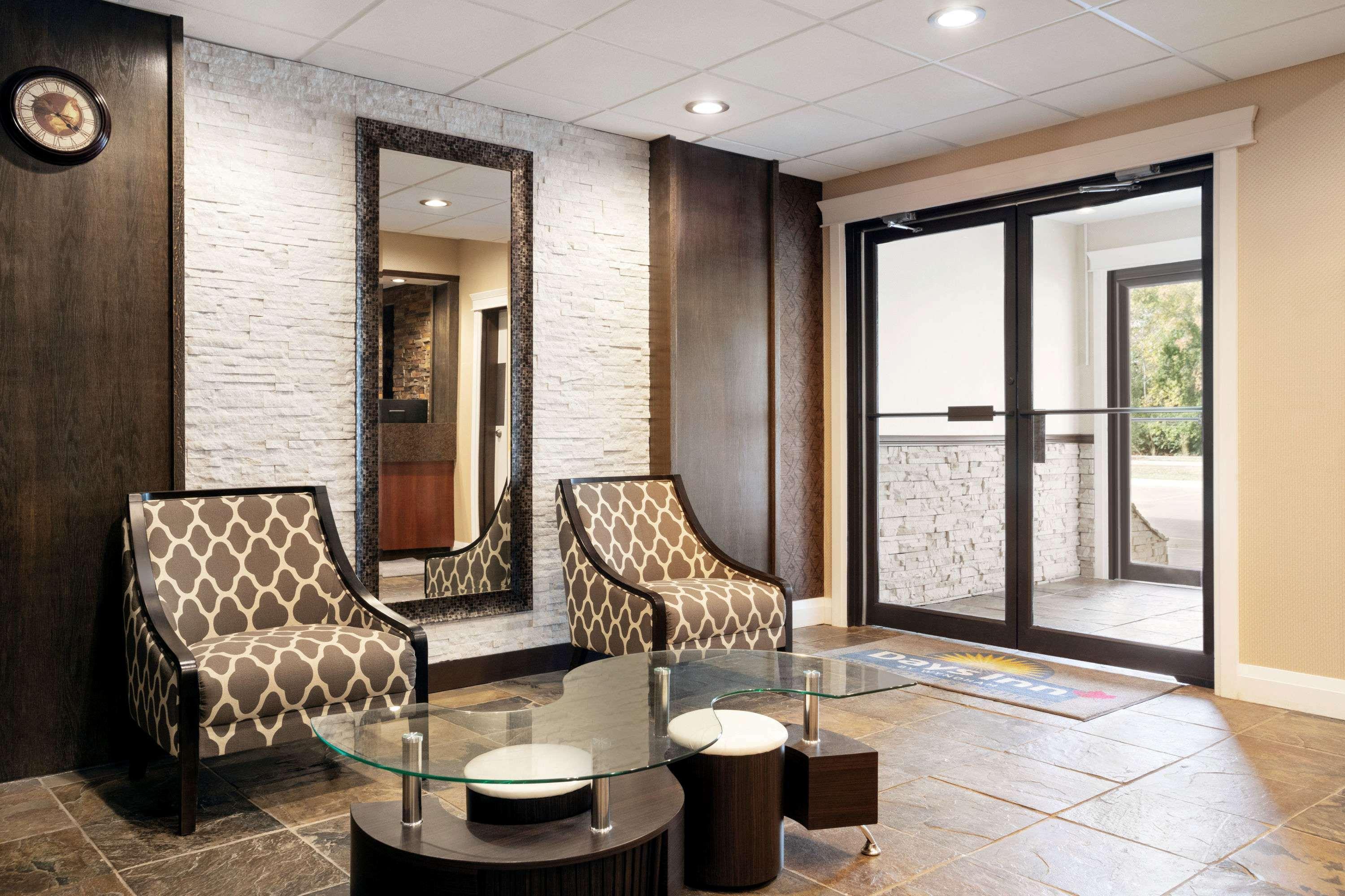 Days Inn By Wyndham Sylvan Lake Exterior foto